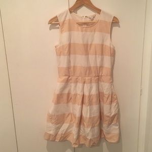 Simple and elegant party dress.